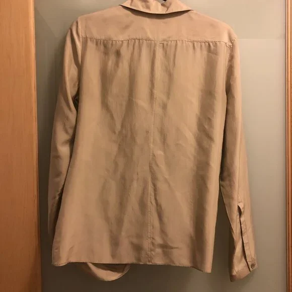 Beautiful 100% Silk Burberry Twist Blouse 8 - Picture 10 of 11